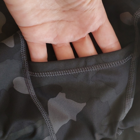 NWT Active Life Camo Print Leggings - Picture 5 of 6